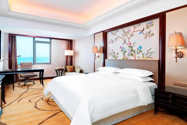 غرفة كلوب بسرير كينج بإطلالة على البحر، Sheraton Shantou Hotel 1/4