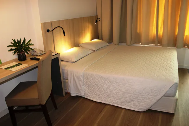 غرفة ديلوكس تنفيذية بسرير مزدوج، Liberty Hotel Saigon Greenview 4/5