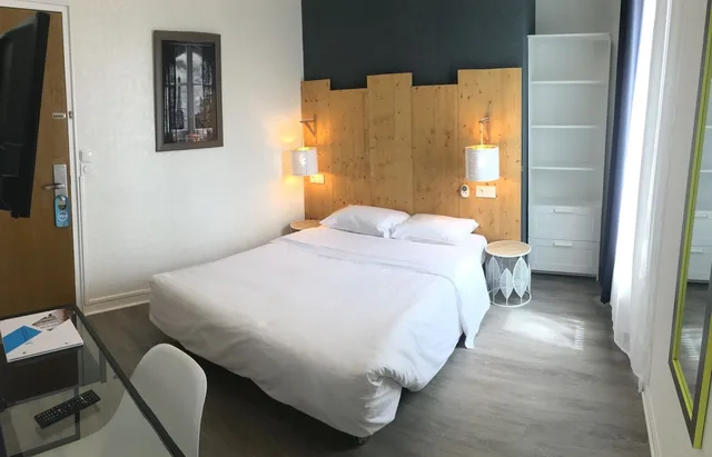 غرفة سوبيريور بسريرين منفصلين، Hotel Du Maine 4/5