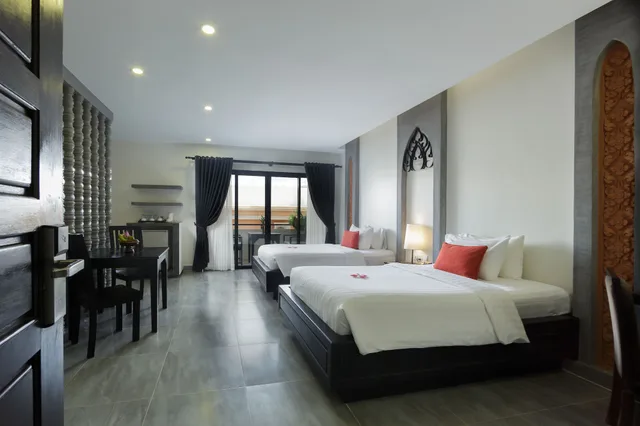 Deluxe Twin Free one way transfer، CENTRAL SUITE RESIDENCE 6/10