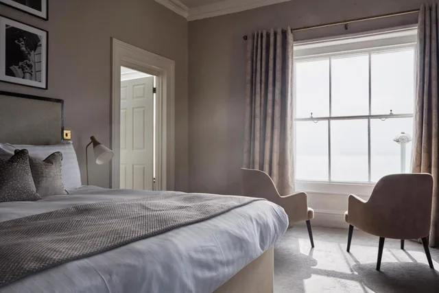 جناح بإطلالة على البحر، The Burlington Hotel 1/2