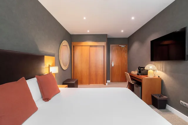 Superior, Twin Beds, Acta Sant Just 2/10