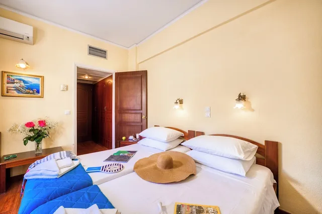 غرفة ثلاثية بسرير مزدوج وسرير فردي، Sunset Hotel Corfu 7/10