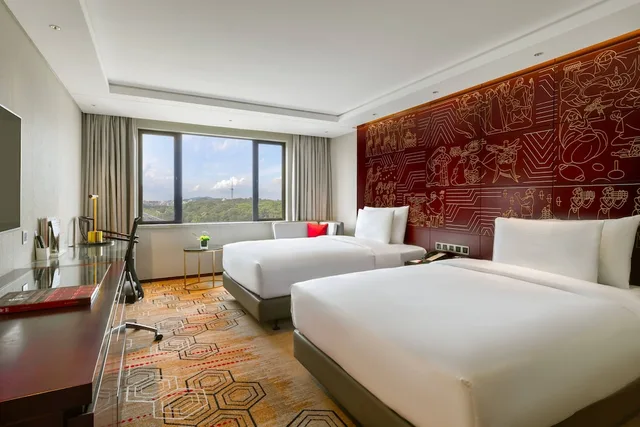غرفة تنفيذية بسريرين منفصلين، China Hotel Guangzhou 1/3