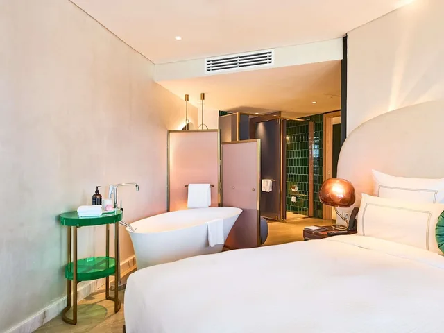 Suite, King Bed, Forest View، Gem Forest Hotel Nairobi - MGallery Collection 2/8