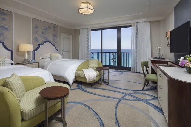 Atlantic, Guest Room, 2 Double Beds, Ocean Front، The Breakers Palm Beach 1/1