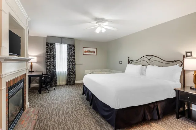 جناح بسرير كينج، Essex Street Inn & Suites, an Ascend Collection Hotel 6/10