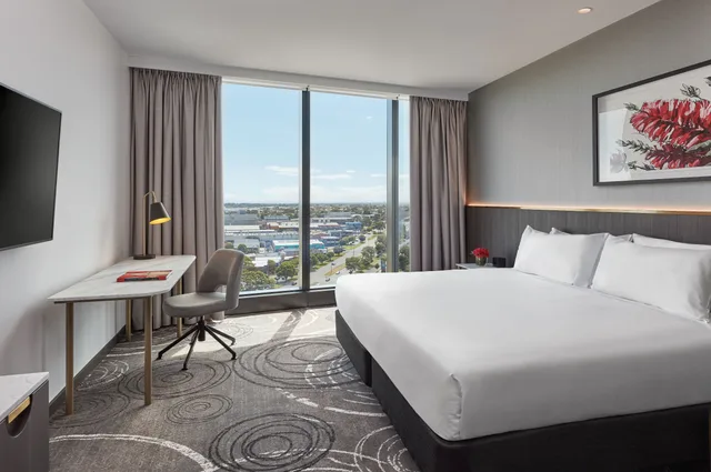 غرفة سوبيريور بسرير كينج لذوي الإعاقة، PARKROYAL Monash Melbourne 1/3