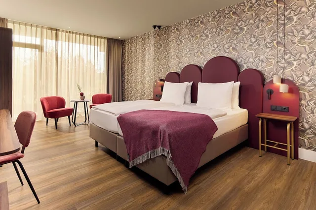 Superior, Twin Beds, Garden Side، Van Der Valk Hotel Melle - Osnabruck 3/5