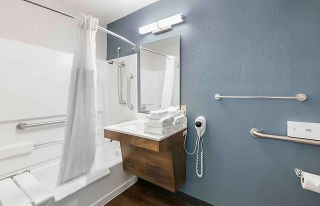استوديو ديلوكس بسرير كوين مع أريكة، Extended Stay America Premier Suites - Miami - Airport - Miami Springs 7/7