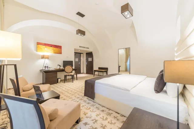 جناح تنفيذي، Buda Castle Fashion Hotel 6/10