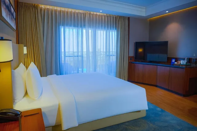 غرفة ديلوكس بسريرين منفصلين بشرفة، Radisson Blu Resort Dharamshala 6/10