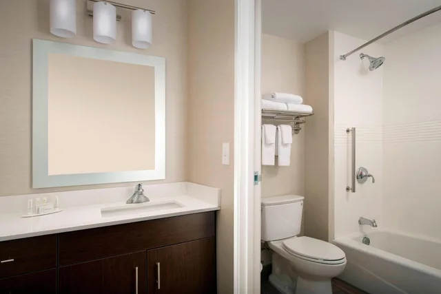 استوديو بسرير كوين، TOWNEPLACE SUITES ALEXANDRIA FORT BELVOIR 3/4