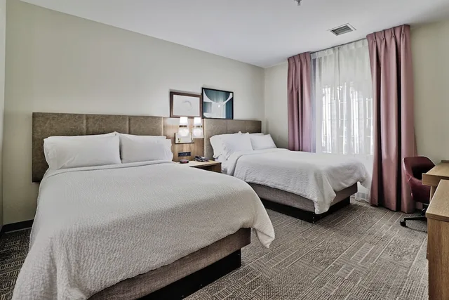 جناح بسريرين مزدوجين بغرفة نوم واحدة بمطبخ، Staybridge Suites Albuquerque Airport 2/4