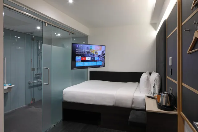 غرفة لذوي الإعاقة، Z Hotel Piccadilly 1/2