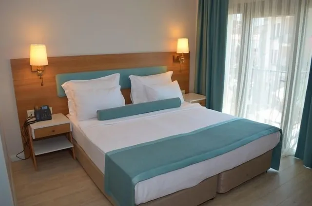 غرفة ديلوكس بسرير مزدوج، Sardinia Hotel 3/9