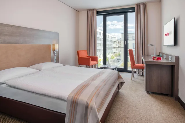 غرفة بزنس، Intercityhotel Dresden 1/7