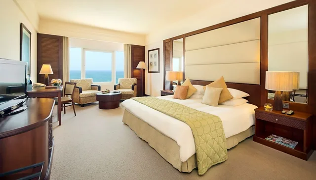 Deluxe, King Bed, Sea View, Danat Jebel Dhanna Resort 2/5