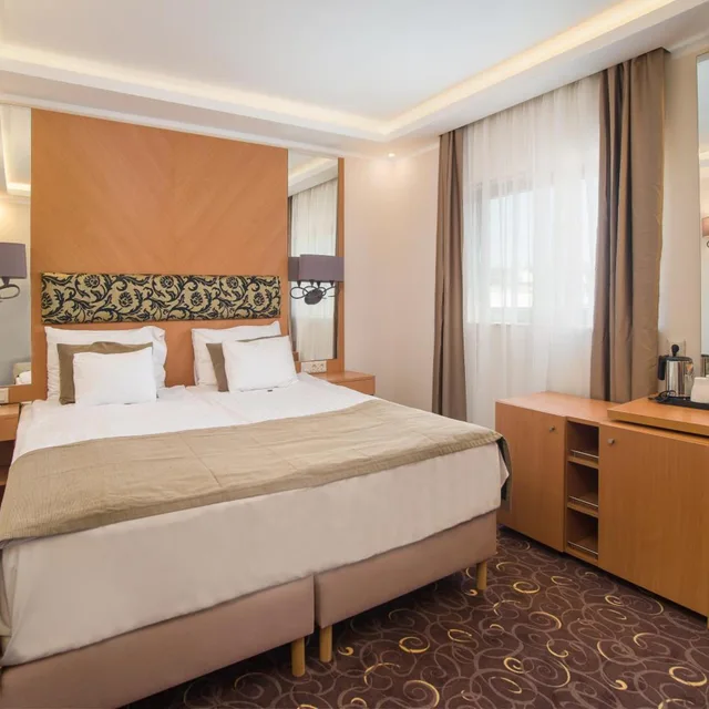 Deluxe, Double Bed, Marmara Hotel 3/10