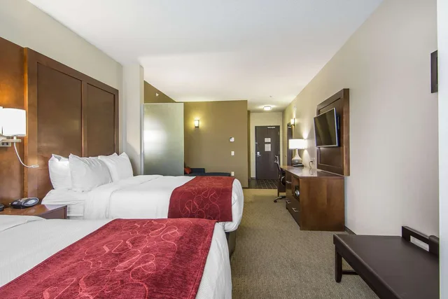 جناح بسريرين كوين، Comfort Suites Regina 3/5