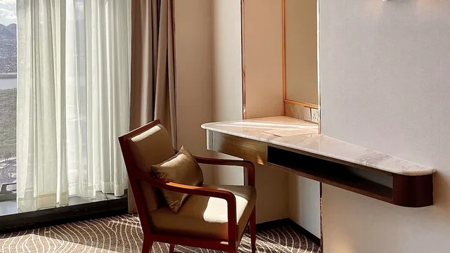 غرفة ديلوكس بسرير كينج، Fili Hotel at NUSTAR Resort & Casino Cebu 6/6