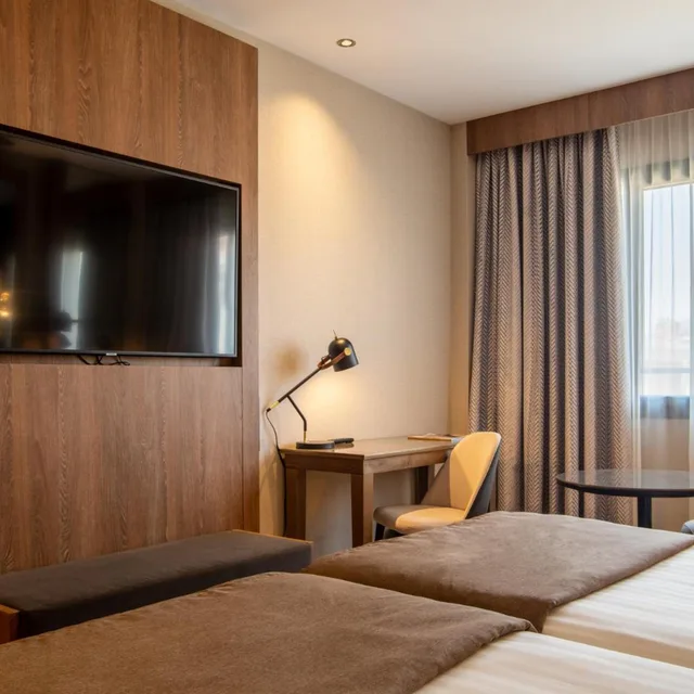 Room, Double Bed, Granada Center 6/10