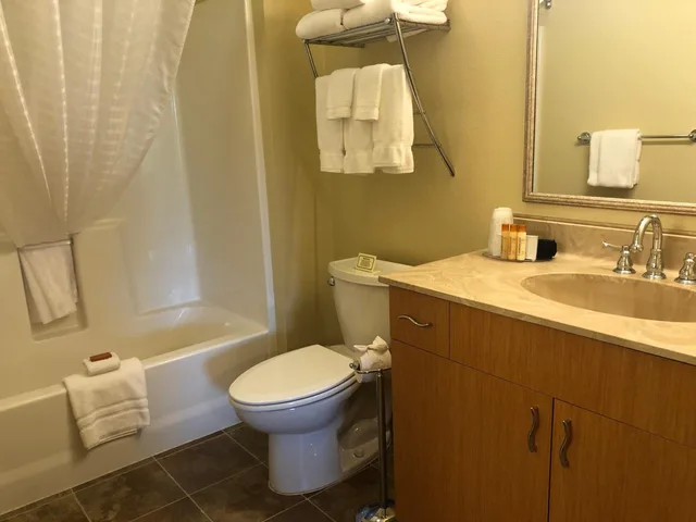 غرفة بسريرين كوين، Aspen Suites Hotel Juneau 8/10