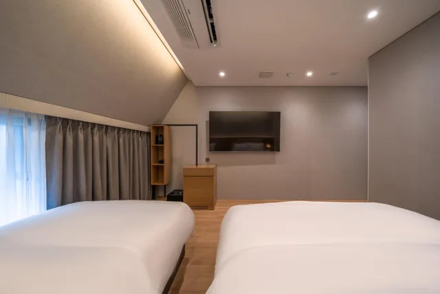 غرفة قياسية بسريرين منفصلين، Comfort inn Yeouido 5/10