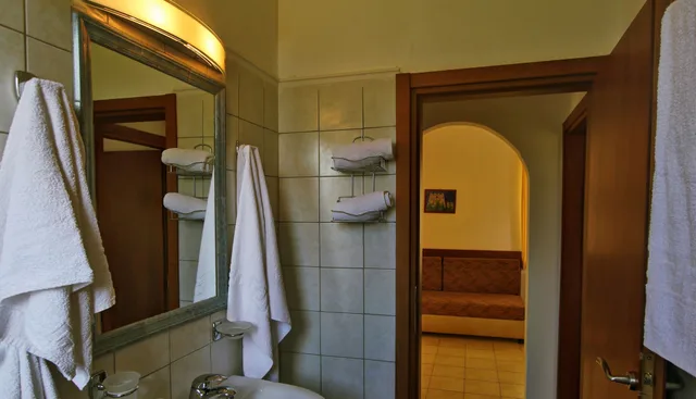 شقة بسريرين منفصلين بإطلالة على البحر بغرفتي نوم مع أريكة، Monachus Monachus Apartments 8/9