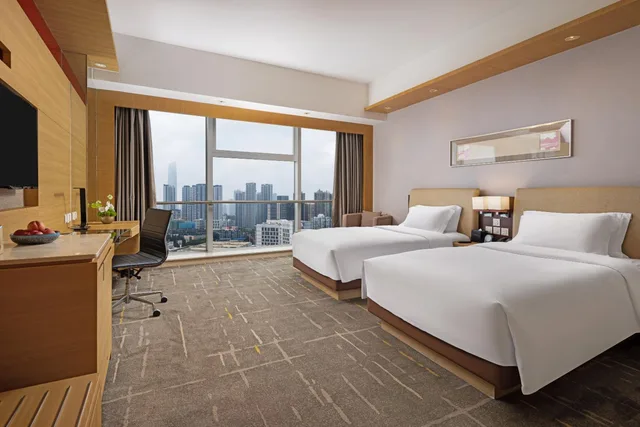 غرفة ديلوكس بسريرين مزدوجين، New World Wuhan Hotel 1/2