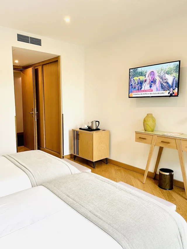 غرفة سوبيريور بسريرين منفصلين، Castelo Hotel 2/5