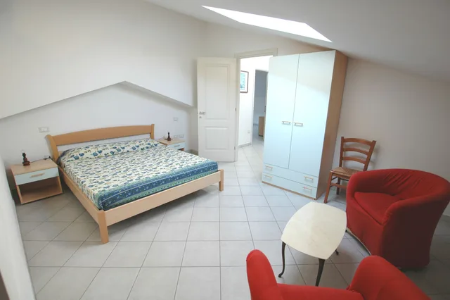 3 Bedrooms, Apartment, 2 Double and Twin Beds, Sofa، I Pungenti 9/10