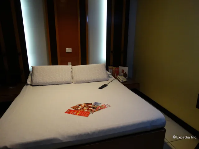 غرفة تنفيذية بسرير كوين، Hotel Sogo Pasay Rotonda 1/3