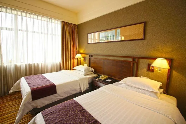 Light, Luxury, 2 Beds، Celeste Palace 2/2