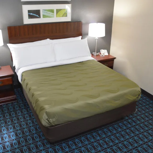 غرفة بسريرين مزدوجين، Quality Inn and Suites Dublin, OH 1/10