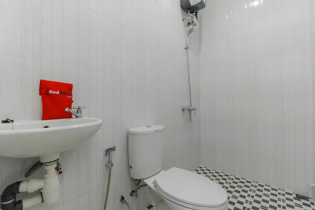 غرفة ديلوكس، RedDoorz Plus near Kepri Mall 10/10