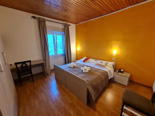 غرفة كومفورت ثلاثية بسرير كوين وسرير فردي، Hotel Excelsior Cimone 1/8