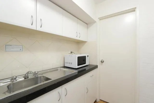 3 Bedrooms, Loft, Apartment, 1 Queen and 4 Single Beds، Atrium Hotel Mandurah 5/6