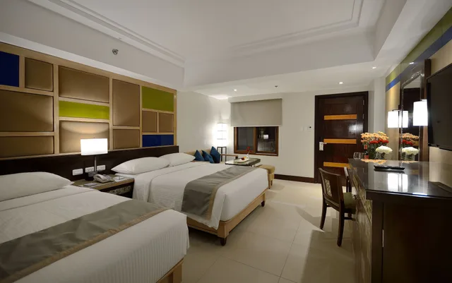 غرفة عائلية بسرير كوين وسريرين فرديين، Henann Resort Alona Beach 7/12