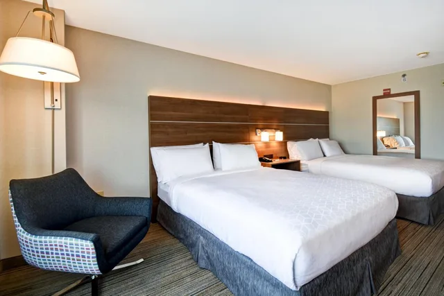 غرفة بسريرين كوين لذوي الإعاقة، Holiday Inn Express Newport North - Middletown 4/10
