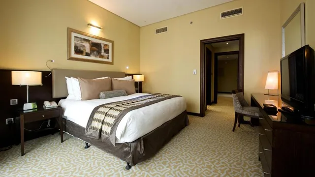 غرفة تنفيذية بإطلالة على المسبح بـ3 غرف نوم، TIME Oak Hotel and Suites 2/2