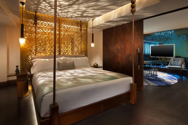 1 Bedroom, Presidential, Wow, Extreme, Suite, King Bed، W Los Angeles West Beverly Hills 1/4