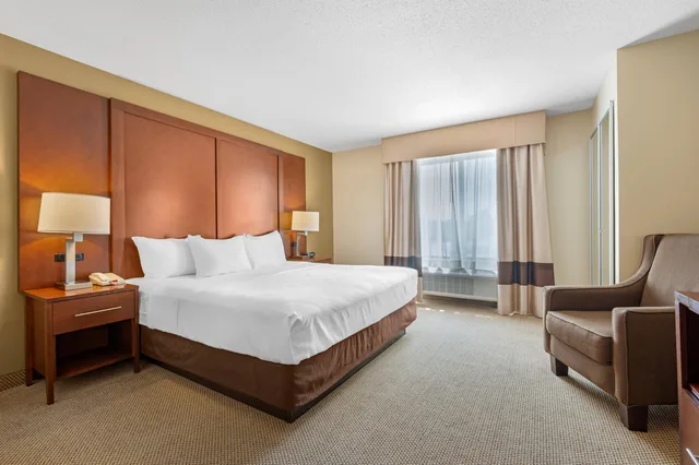 Upgrade, Suite, 2 King Beds، Comfort Suites South Bend Near Casino 1/5