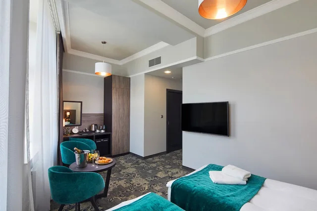 Standard Double or Twin Room, Hotel Estera 2/2