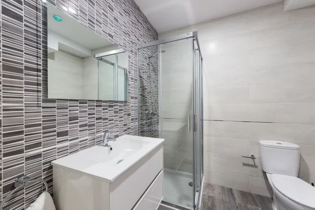 غرفة ثلاثية بثلاثة أسرّة بشرفة، Petit Hotel Goierri 4/4