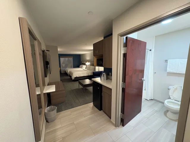 جناح بسريرين كوين مع أريكة، Holiday Inn Express Hotel And Suites Lafayette 5/5