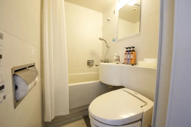 غرفة متصلة بسريرين منفصلين، Hotel Keihan Tenmabashi 4/7