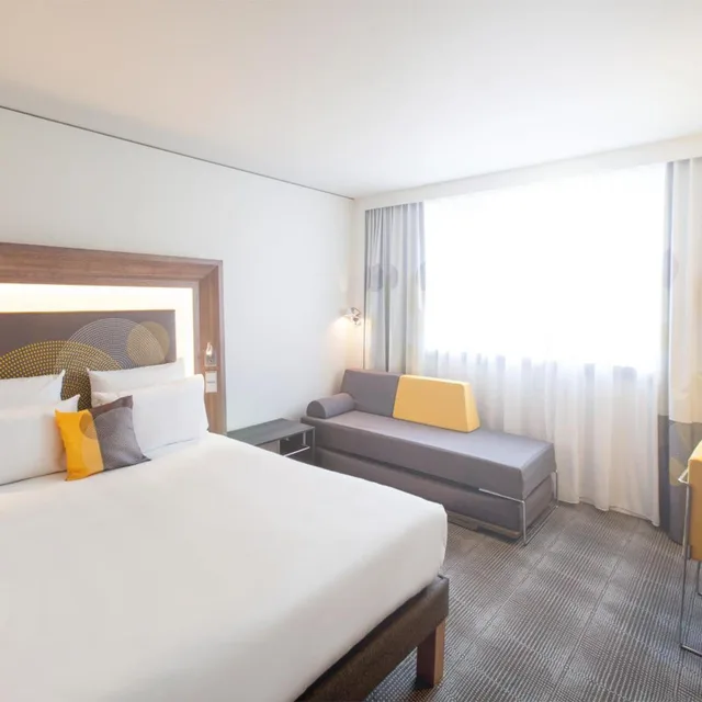 غرفة عائلية بسرير مزدوج مع أريكة، Novotel Amsterdam Schiphol Airport 2/10