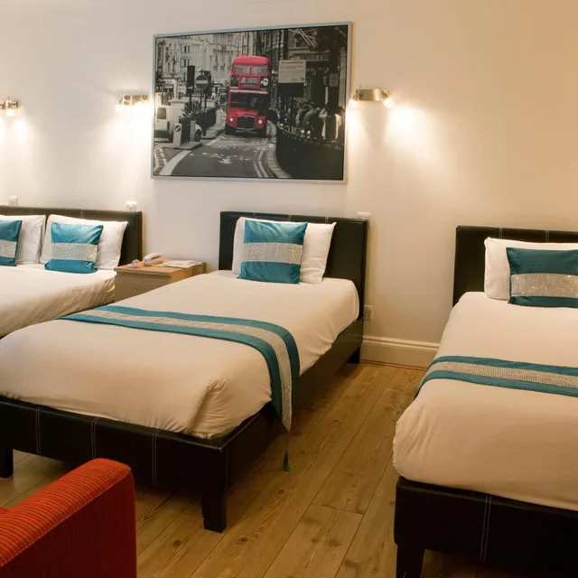 Room, Quadruple, Westpoint Hotel 4/10