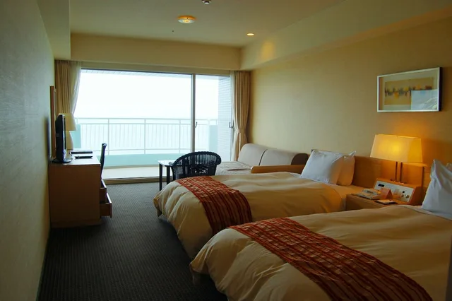 غرفة ثلاثية بثلاثة أسرّة بإطلالة على البحر، Hotel Harvest Nankitanabe 2/10